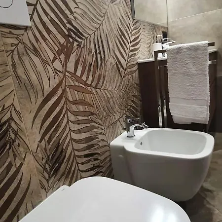 Πανσιόν La Farfalla Μιλάτσο